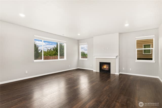 Property photo for 2213 97th Avenue Ct E, Edgewood photo 5
