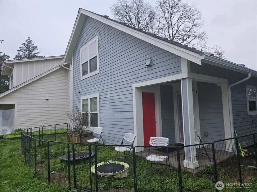 Property photo for 8921 Commercial Street SW, Lakewood photo 32