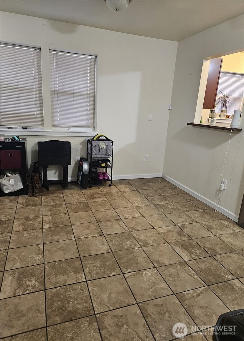 Property photo for 8921 Commercial Street SW, Lakewood photo 5