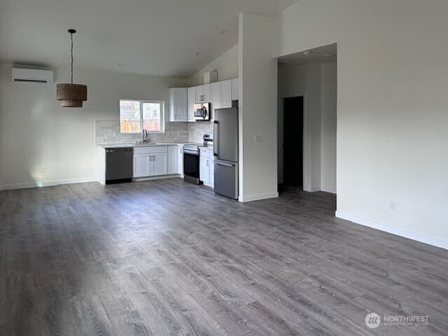 Property photo for 2326 McDougall Avenue, Everett photo 28