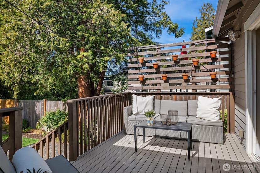 Property photo for 14345 36th Avenue NE, Seattle photo 10