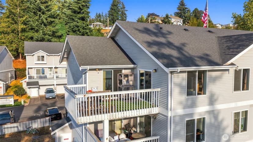 Property photo for 2251 Highview Lane W #C302, Bremerton photo 4