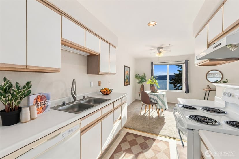 Property photo for 2251 Highview Lane W #C302, Bremerton photo 13
