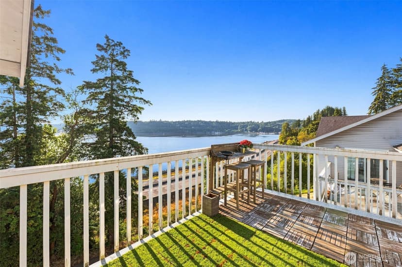Property photo for 2251 Highview Lane W #C302, Bremerton photo 31