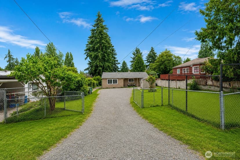 Property photo for 819 SW 134th Street SW, Burien