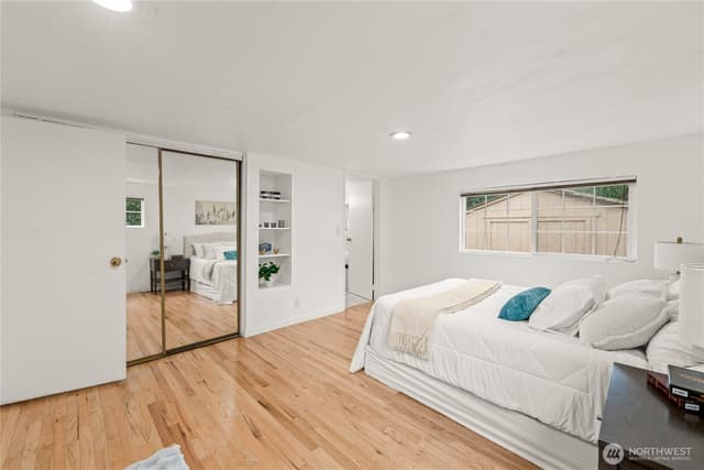 Property photo for 819 SW 134th Street SW, Burien photo 3