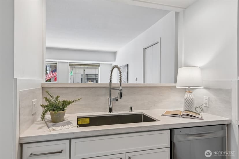 Property photo for 98 Union #209, Seattle photo 14