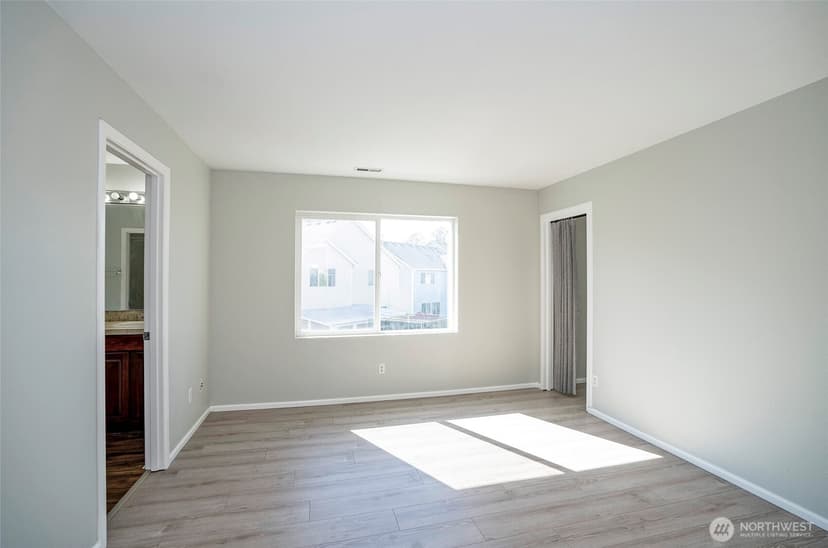 Property photo for 4020 Tribute Avenue E, Fife photo 15
