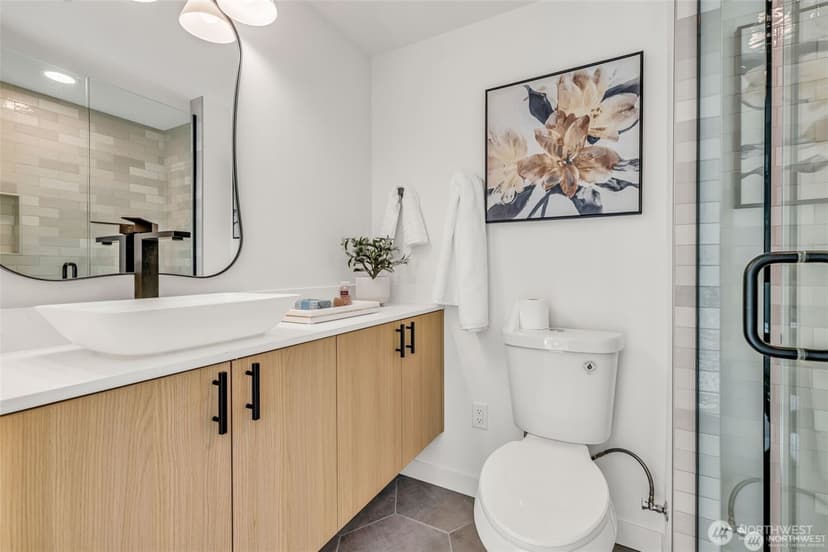 Property photo for 4404 S Othello St #C, Seattle photo 13