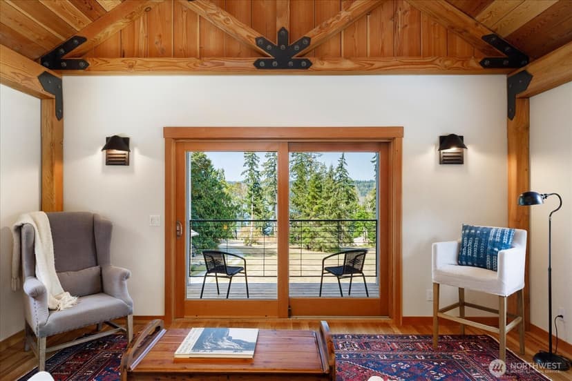 Property photo for 8015 Cultus Bay Road, Clinton photo 19
