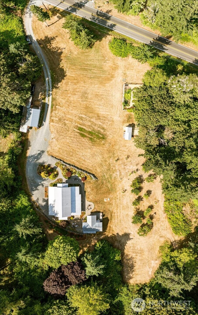 Property photo for 8015 Cultus Bay Road, Clinton photo 39