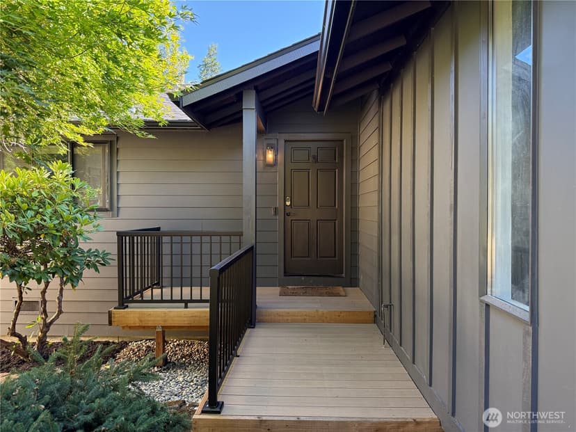 Property photo for 9323 NE 124th Street, Kirkland photo 4