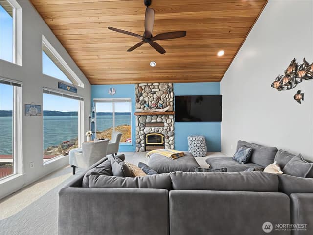 Property photo for 41 H S Beach Way, Hat Island photo 4
