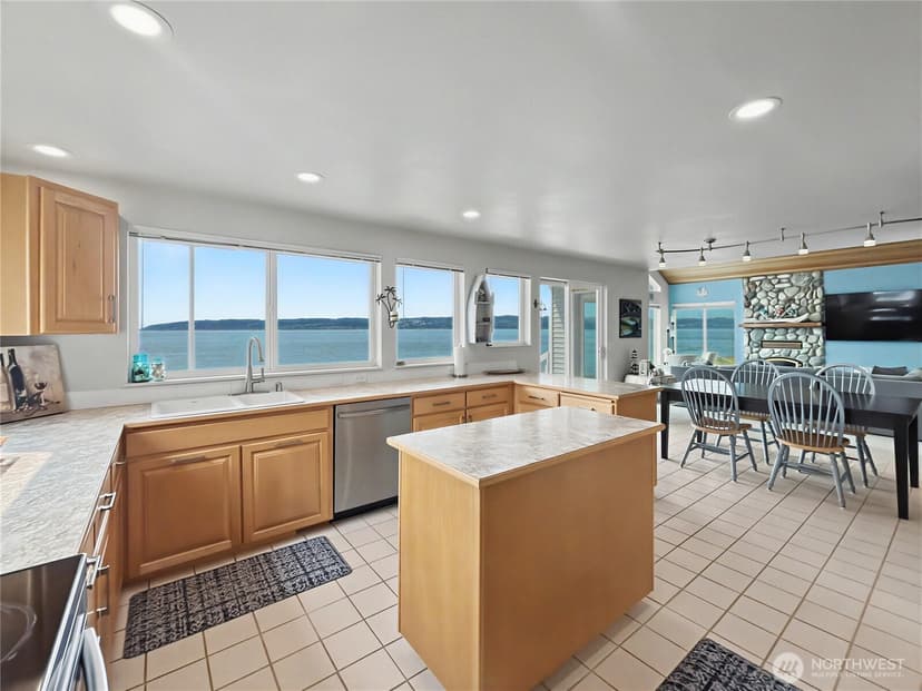 Property photo for 41 H S Beach Way, Hat Island photo 7
