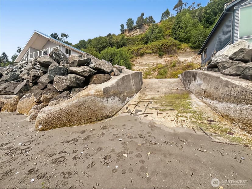 Property photo for 41 H S Beach Way, Hat Island photo 29