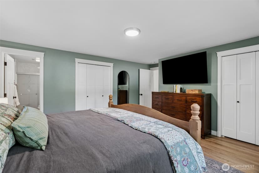 Property photo for 19411 NE 159th Street, Woodinville photo 13