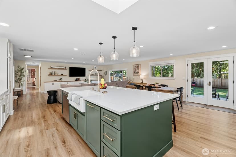 Property photo for 19411 NE 159th Street, Woodinville photo 5