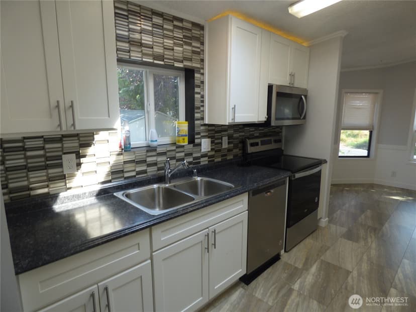 Property photo for 111 99th Street S #8, Tacoma photo 8
