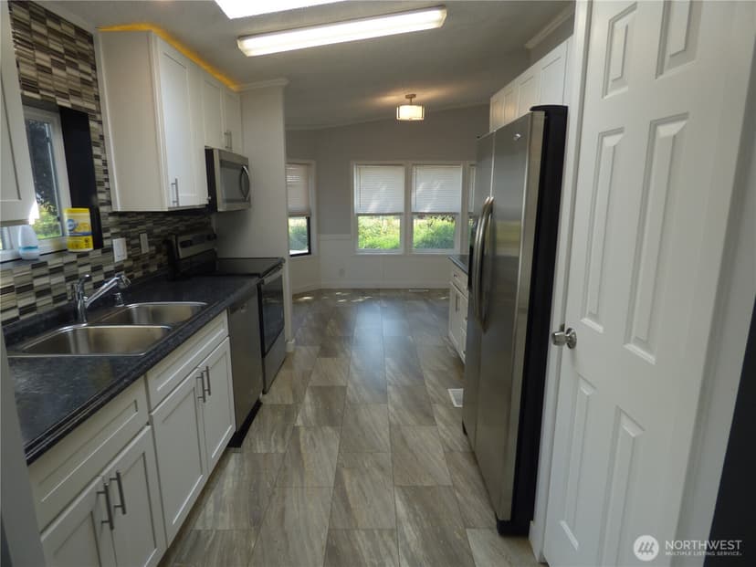 Property photo for 111 99th Street S #8, Tacoma photo 7