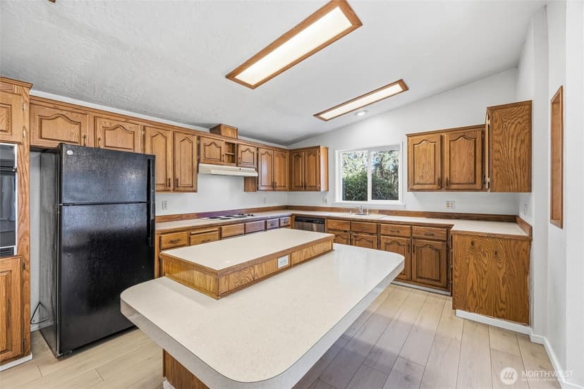 Property photo for 5985 Coles Road, Langley photo 16