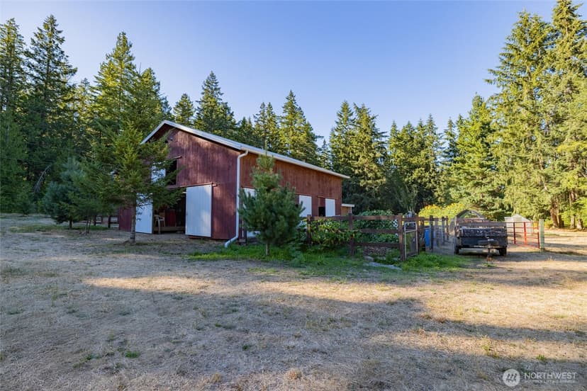 Property photo for 5985 Coles Road, Langley photo 10