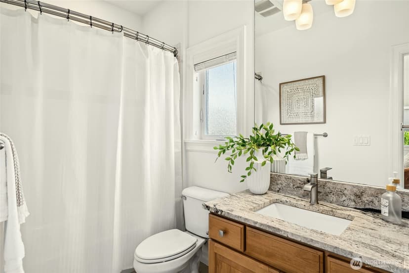 Property photo for 16048 SE 45th Place, Bellevue photo 27