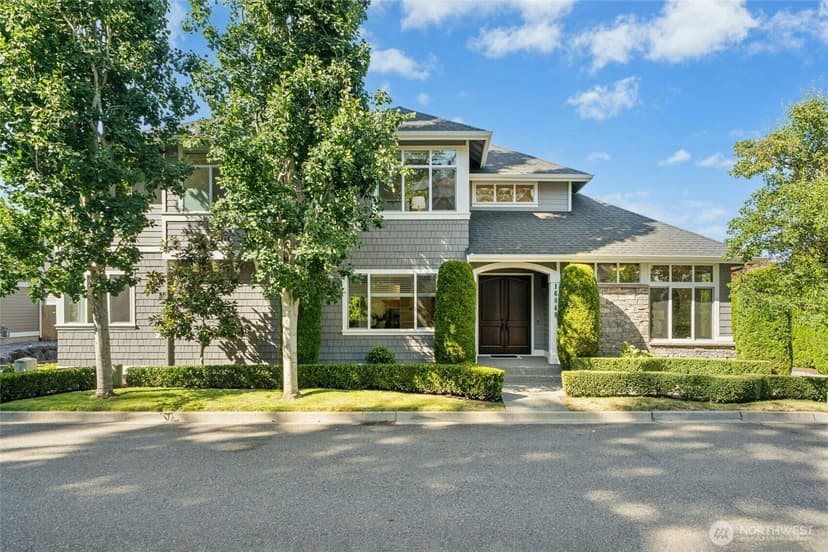 Property photo for 16048 SE 45th Place, Bellevue