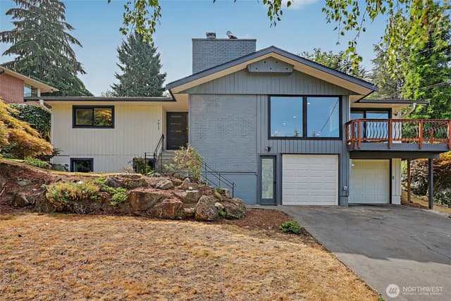 Property photo for 7017 NE 155th Place, Kenmore