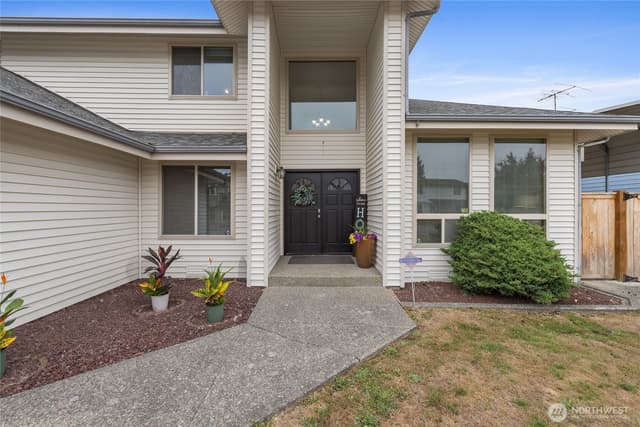 Property photo for 1447 33rd Street SE, Auburn photo 2