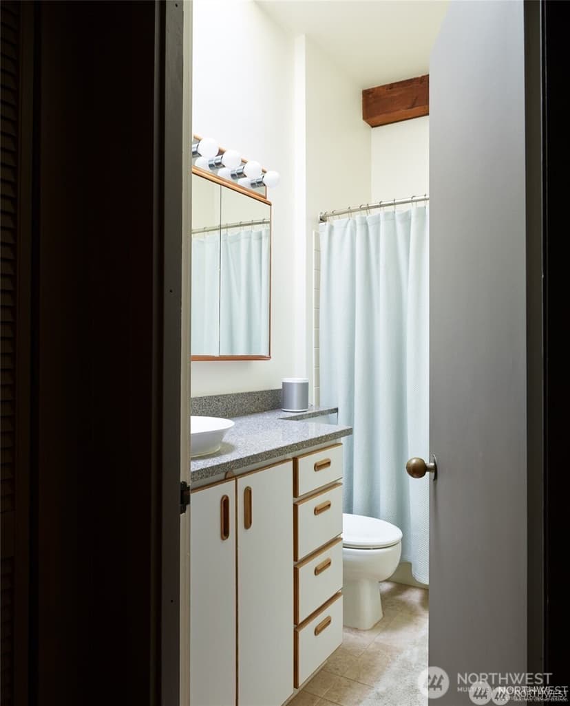 Property photo for 611 Post Avenue #7, Seattle photo 18
