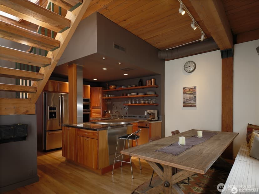 Property photo for 611 Post Avenue #7, Seattle photo 13