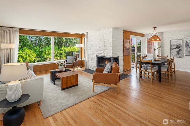 Property photo for 10022 11th Avenue NW, Seattle photo 5