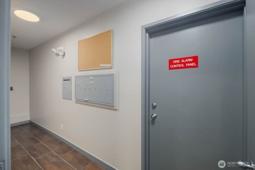 Property photo for 1131 N 93rd Street #6, Seattle photo 27