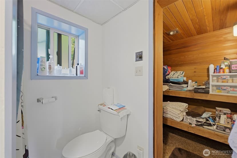 Property photo for 3810 Nome Drive, Bremerton photo 31