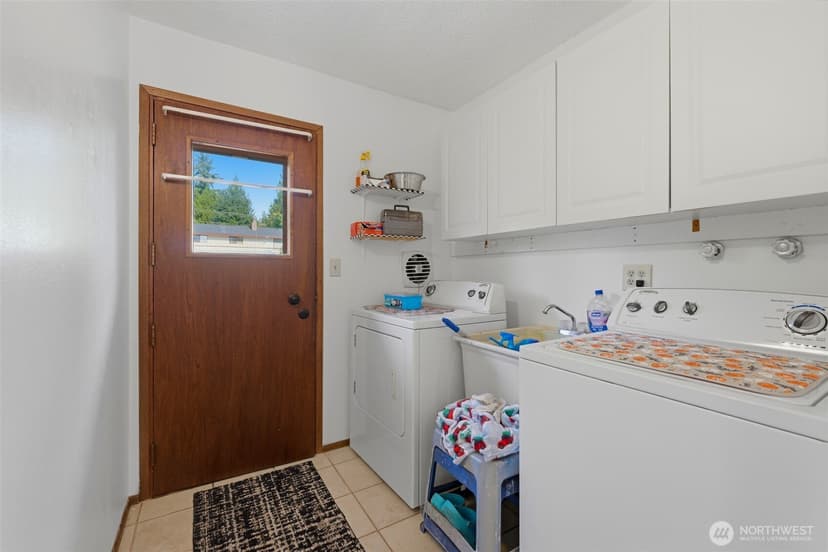 Property photo for 3810 Nome Drive, Bremerton photo 19