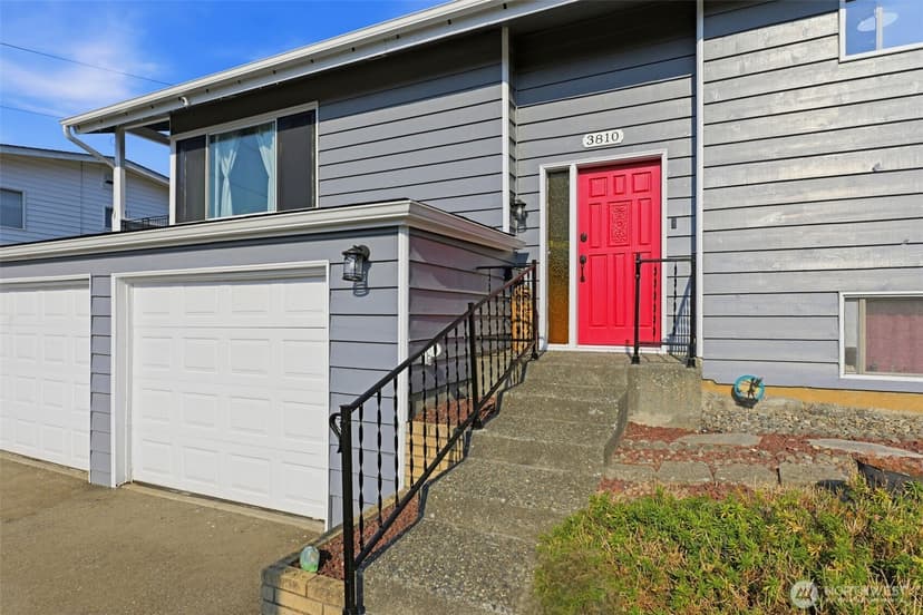 Property photo for 3810 Nome Drive, Bremerton photo 2