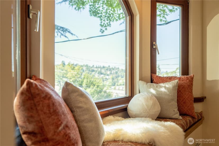 Property photo for 1614 32nd Avenue, Seattle