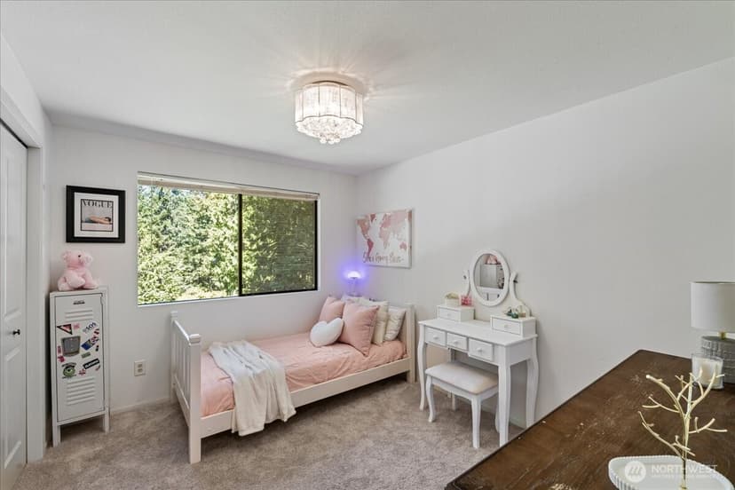 Property photo for 25007 SE Mirrormont Way, Issaquah photo 15
