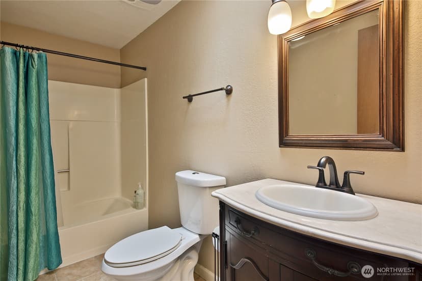 Property photo for 6255 Bayview Road, Clinton photo 13