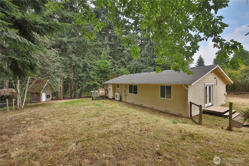 Property photo for 6255 Bayview Road, Clinton photo 30