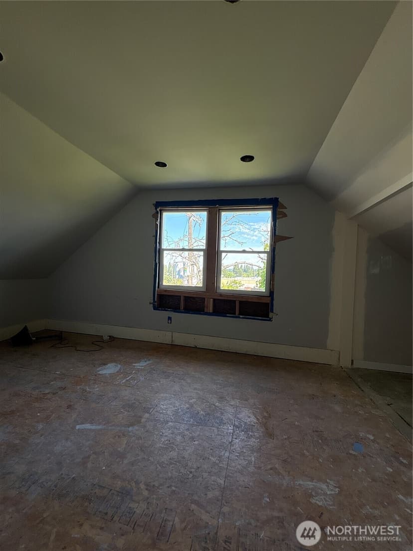 Property photo for 139 NW 85th Street, Seattle photo 14