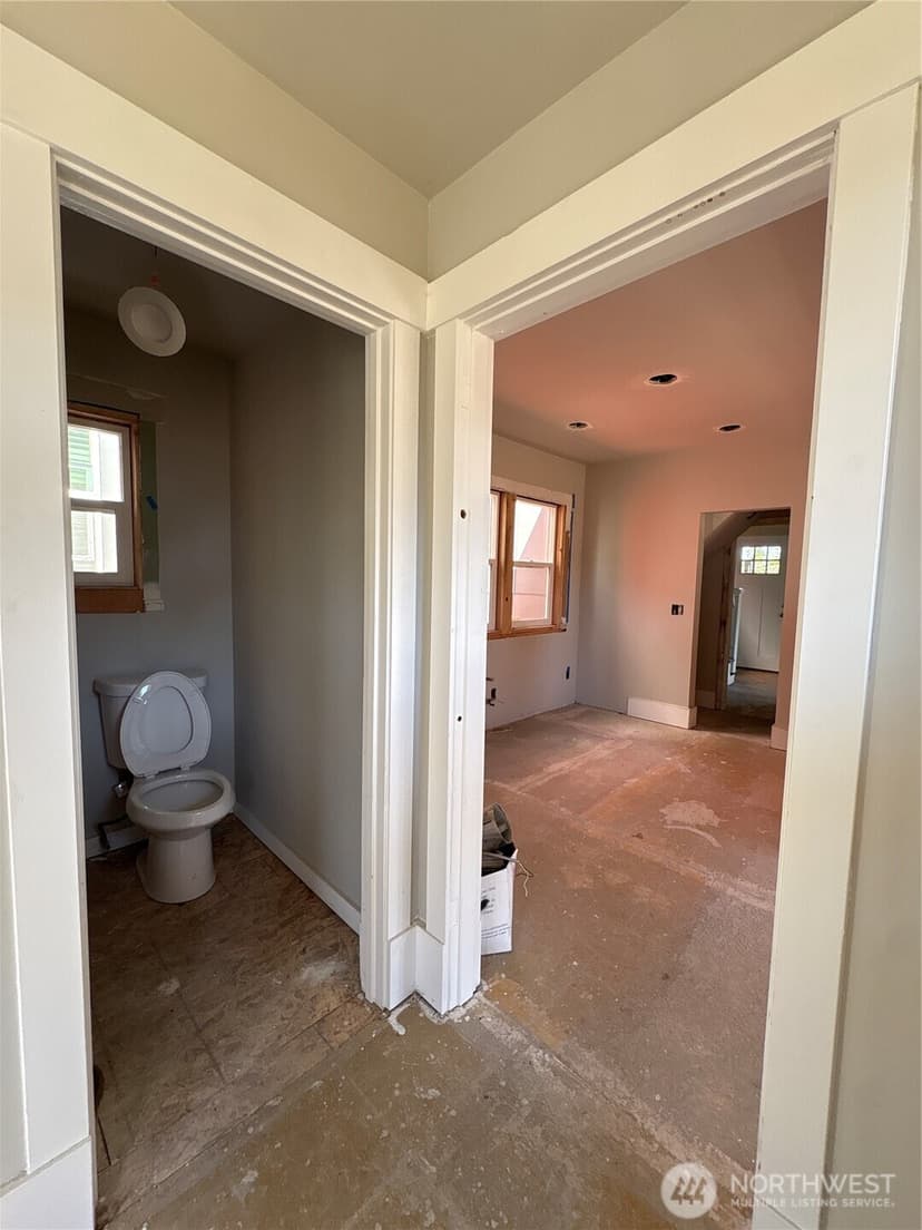Property photo for 139 NW 85th Street, Seattle photo 7