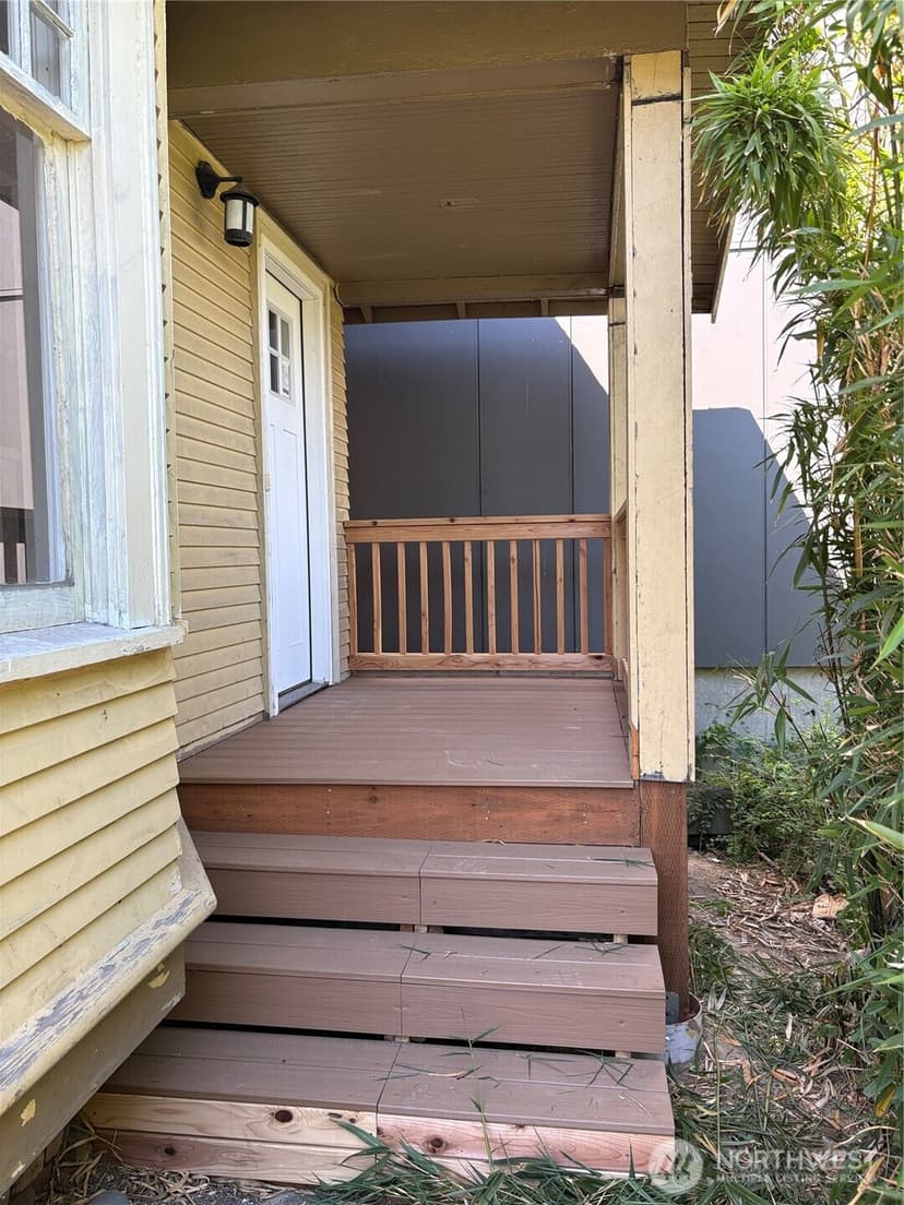 Property photo for 139 NW 85th Street, Seattle photo 2