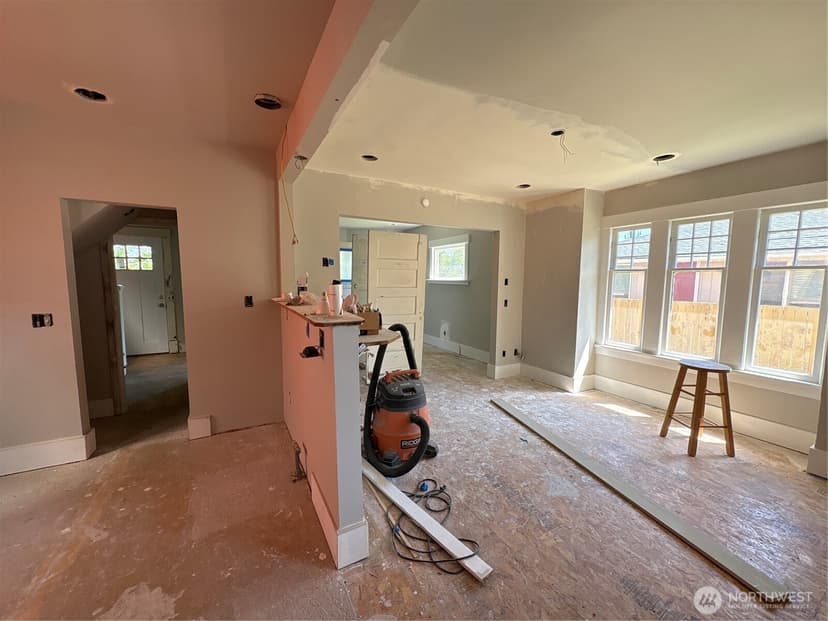 Property photo for 139 NW 85th Street, Seattle photo 10