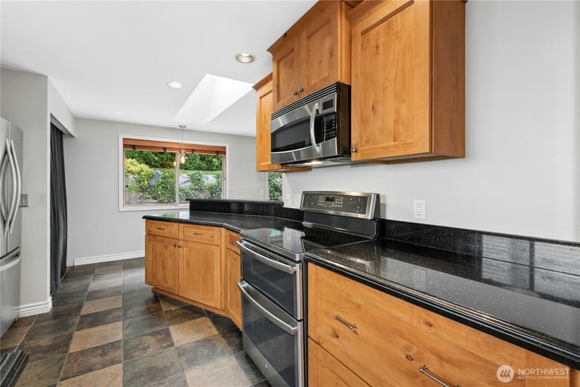 Property photo for 18201 Vineway Place, Arlington photo 8