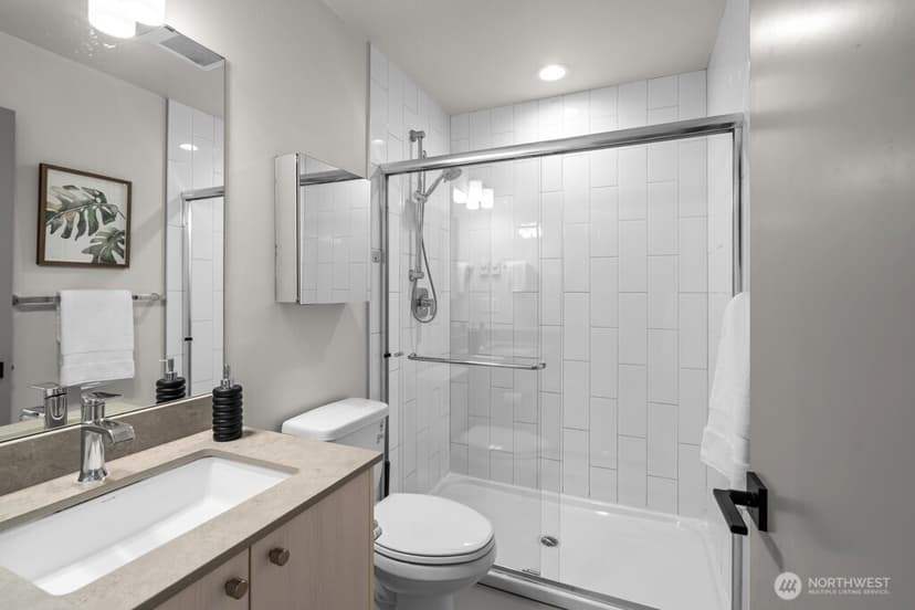 Property photo for 3104 SW Avalon Way #F, Seattle photo 8