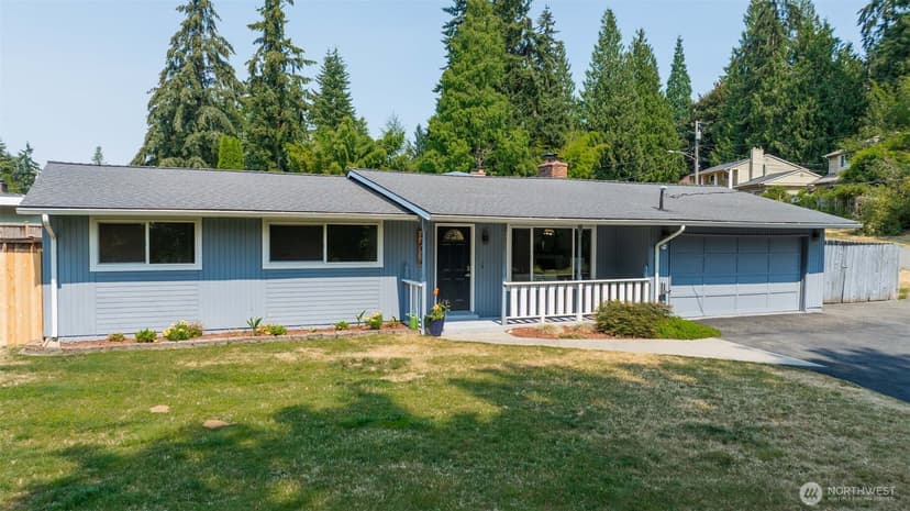 Property photo for 15814 Larch Way, Lynnwood