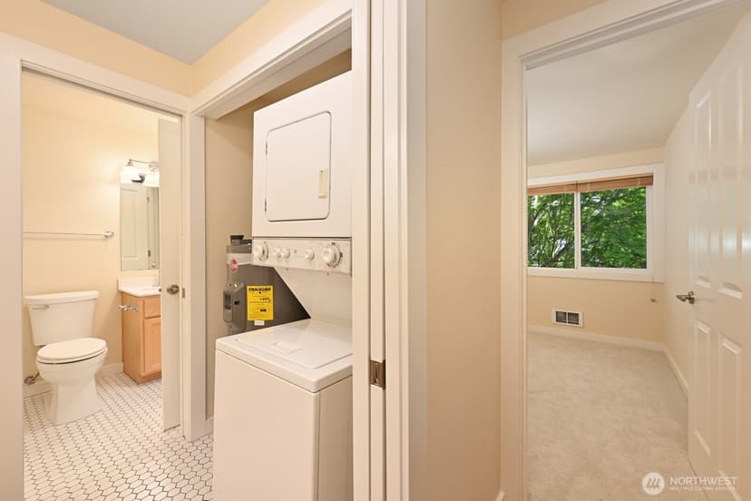 Property photo for 301 W Raye Street #106, Seattle photo 24