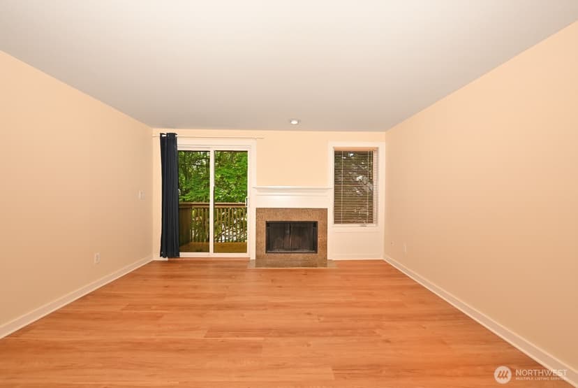 Property photo for 301 W Raye Street #106, Seattle photo 5