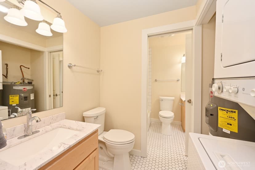 Property photo for 301 W Raye Street #106, Seattle photo 23